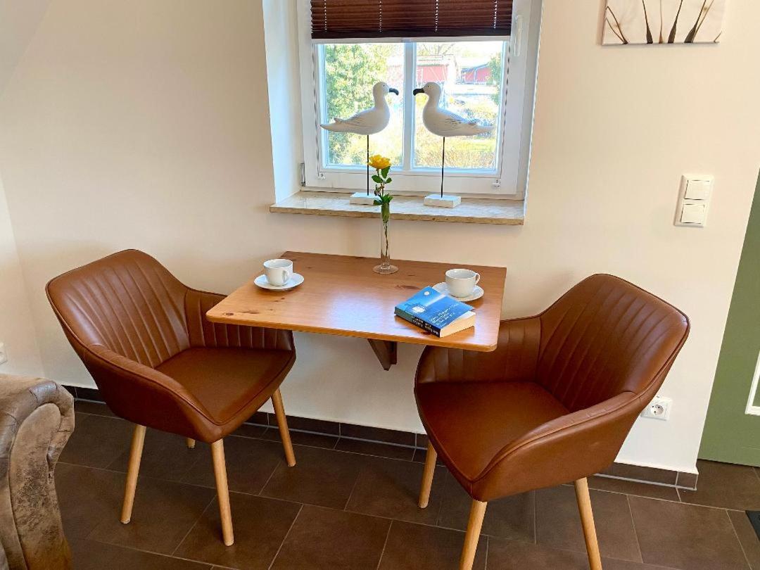 Die Kleine Ferienwohnung プレロー エクステリア 写真